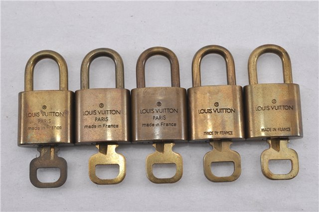 Authentic Louis Vuitton Padlock & Keys 10Set LV 9543F