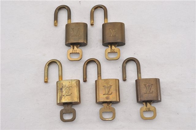 Authentic Louis Vuitton Padlock & Keys 10Set LV 9543F