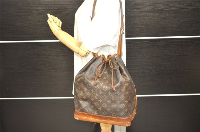 Authentic Louis Vuitton Monogram Noe Shoulder Bag M42224 LV 9551C