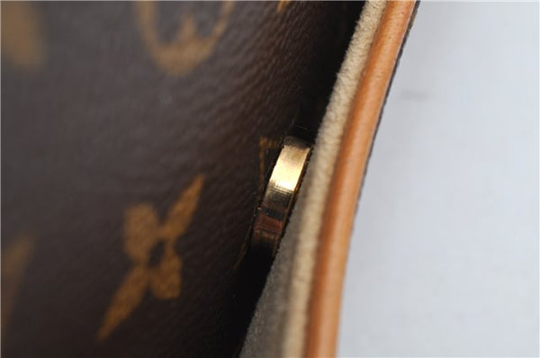 Auth Louis Vuitton Monogram Pochette Florentine Pouch Waist Clutch Bag LV 9557F