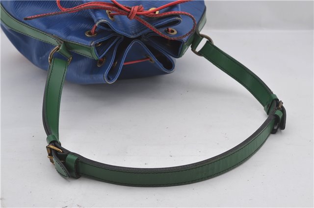 Louis Vuitton Epi Noe Tricolor Blue x Red x Green M44082 Drawstring Bag 9566E