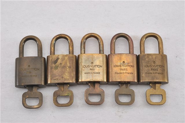 Authentic Louis Vuitton Padlock & Keys 10Set LV 9577F