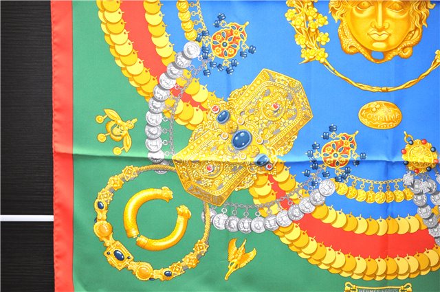 Authentic HERMES Carre 90 Scarf 