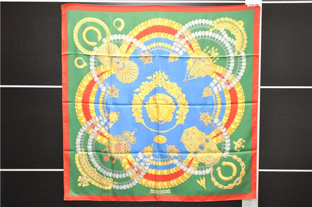 Authentic HERMES Carre 90 Scarf 