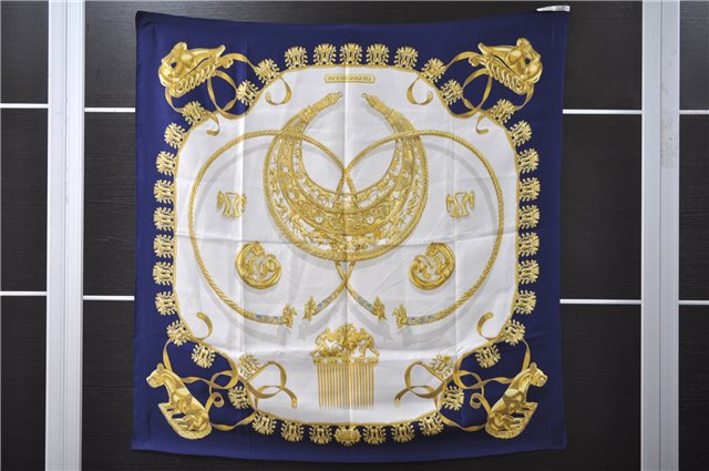 Authentic HERMES Carre 90 Scarf 