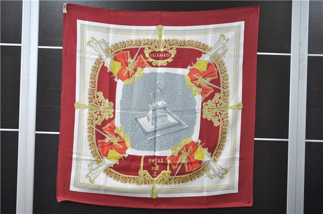 Authentic HERMES Carre 90 Scarf 