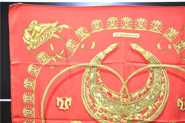 Authentic HERMES Carre 90 Scarf 