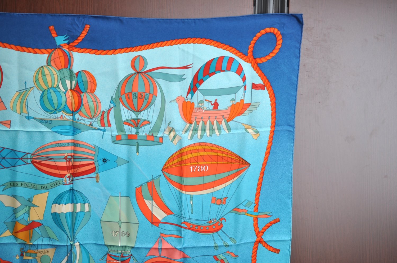 Authentic HERMES Carre 90 Scarf 