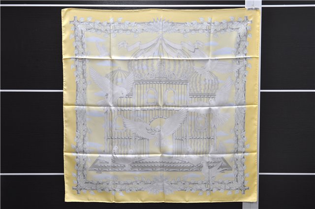 Authentic HERMES Carre 90 Scarf 