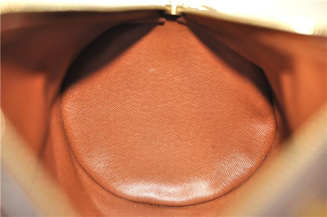 Authentic Louis Vuitton Monogram Papillon 30 Hand Bag M51385 LV 9686C