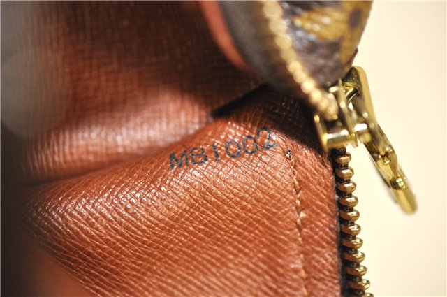 Authentic Louis Vuitton Monogram Papillon 30 Hand Bag M51385 LV 9686C