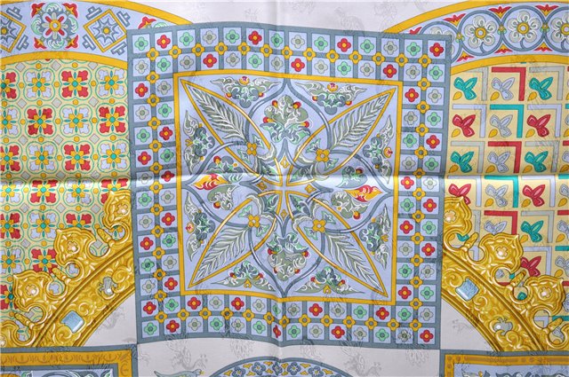 Authentic HERMES Carre 90 Scarf 