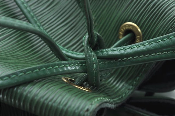 Authentic Louis Vuitton Epi Noe Shoulder Bag Green M44004 LV 9718D
