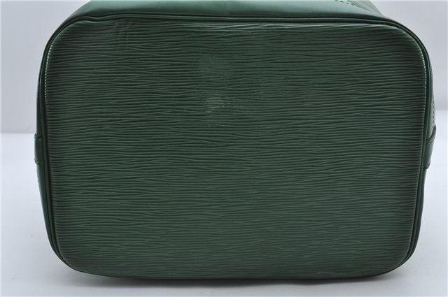 Authentic Louis Vuitton Epi Noe Shoulder Bag Green M44004 LV 9718D