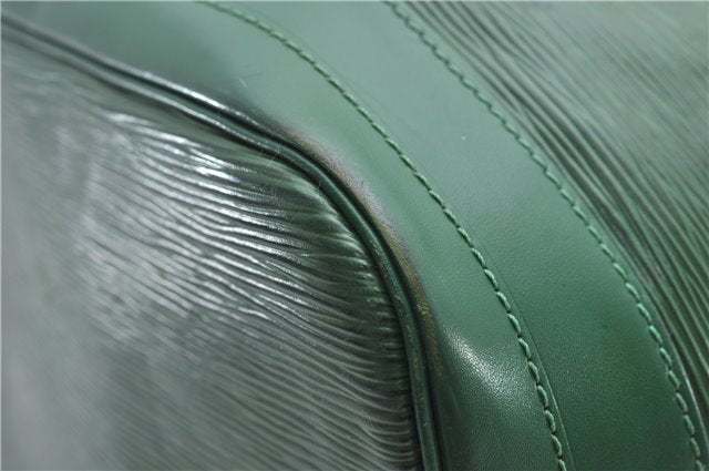 Authentic Louis Vuitton Epi Noe Shoulder Bag Green M44004 LV 9718D