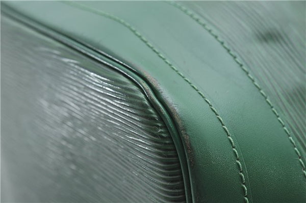 Authentic Louis Vuitton Epi Noe Shoulder Bag Green M44004 LV 9718D