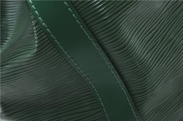 Authentic Louis Vuitton Epi Noe Shoulder Bag Green M44004 LV 9718D