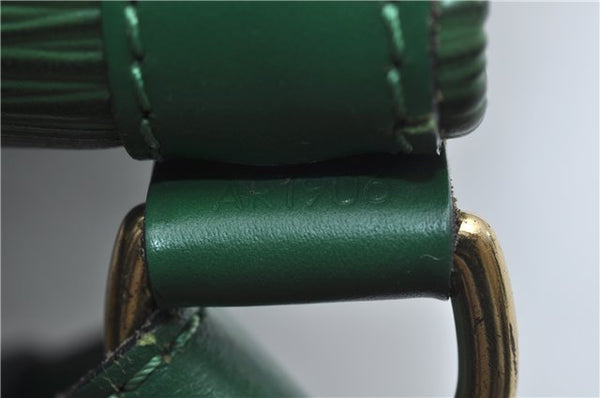 Authentic Louis Vuitton Epi Noe Shoulder Bag Green M44004 LV 9718D