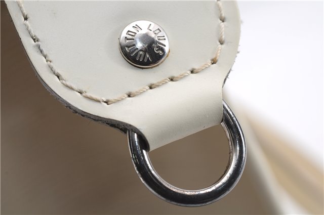 Authentic Louis Vuitton Epi Madeleine GM White Shoulder Bag M5934J LV 9725D