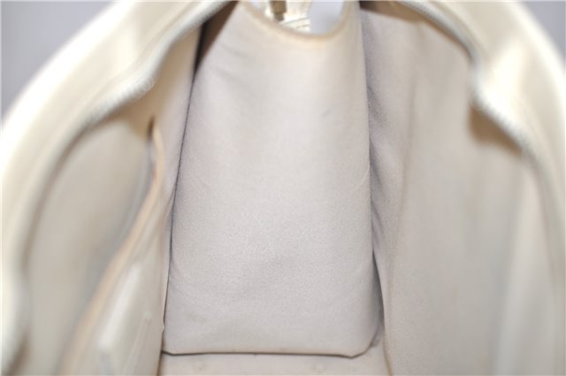 Authentic Louis Vuitton Epi Madeleine GM White Shoulder Bag M5934J LV 9725D