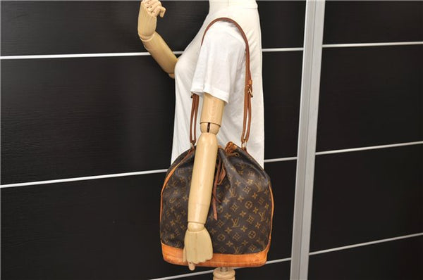 Authentic Louis Vuitton Monogram Noe Shoulder Drawstring Bag M42224 LV 9743E