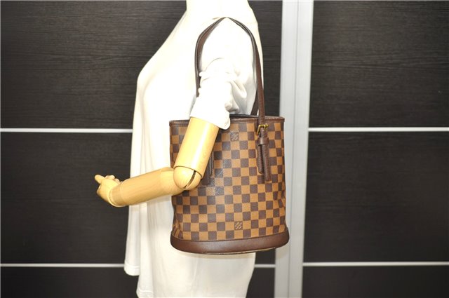 Authentic Louis Vuitton Damier Marais Bucket Shoulder Bag N42240 LV 9832C