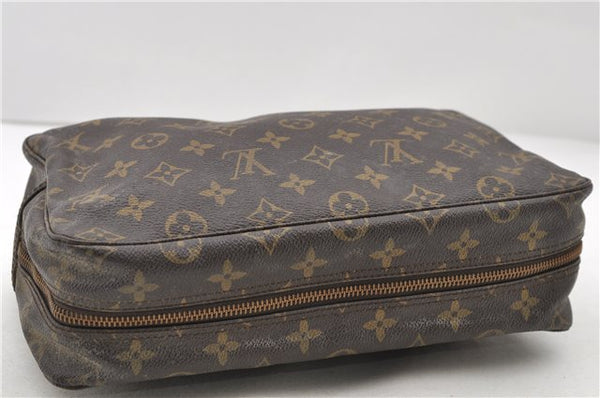 Auth Louis Vuitton Monogram Trousse Toilette 28 Clutch Hand Bag M47522 LV 9889C