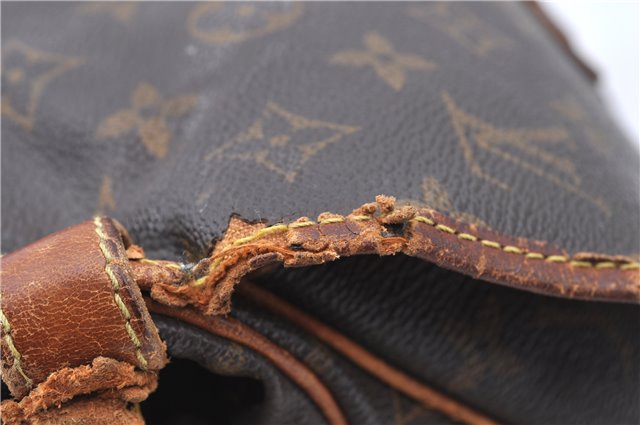 Auth LOUIS VUITTON Monogram Saumur 30 Shoulder Cross Body Bag M42256 Junk 9946A