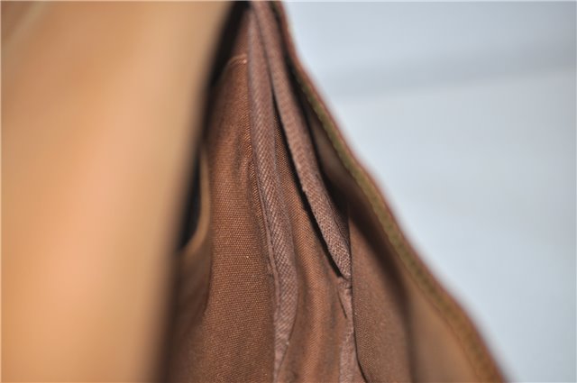 Auth LOUIS VUITTON Monogram Saumur 30 Shoulder Cross Body Bag M42256 Junk 9946A