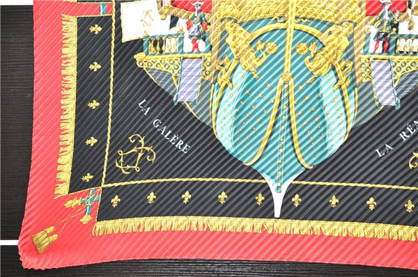 Authentic HERMES Pleats Scarf "VUE DU CARROSSE DE LA GALERE LA" Silk Red 9959E