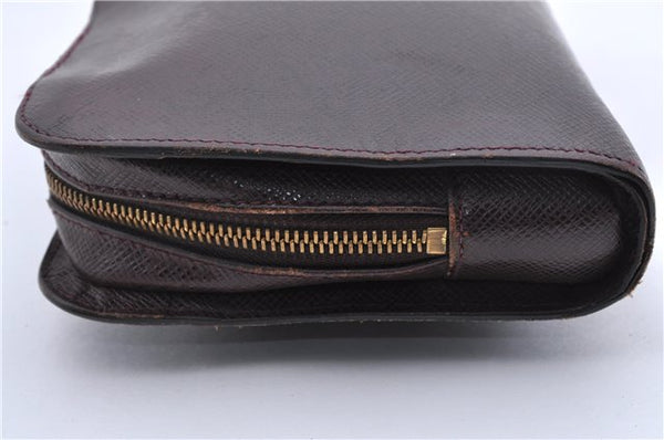 Authentic Louis Vuitton Taiga Baikal Clutch Bag Purple M30186 LV 9971C