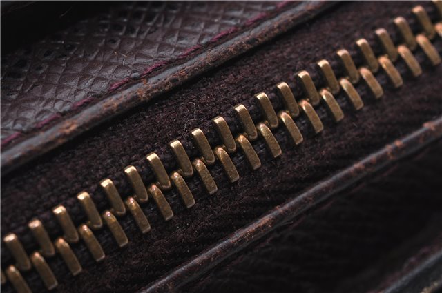 Authentic Louis Vuitton Taiga Baikal Clutch Bag Purple M30186 LV 9971C