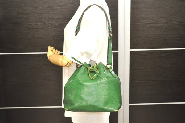 Authentic Louis Vuitton Epi Petit Noe Green Shoulder Bag M44104 LV 9979C