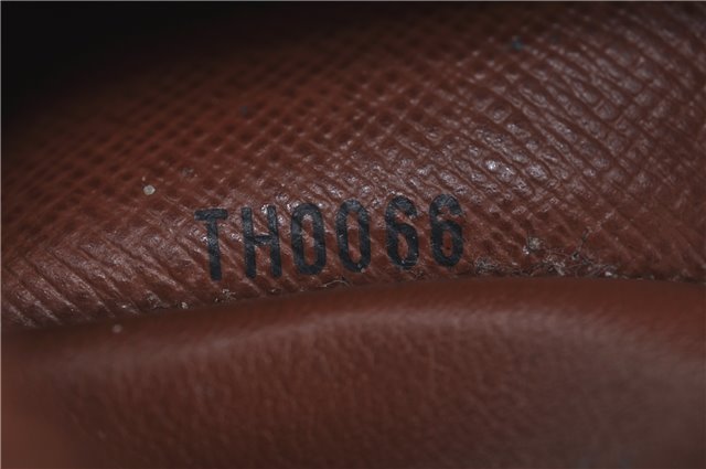 Authentic Louis Vuitton Monogram Multicles 4 Four Hooks Key Case M62631 LV A4524