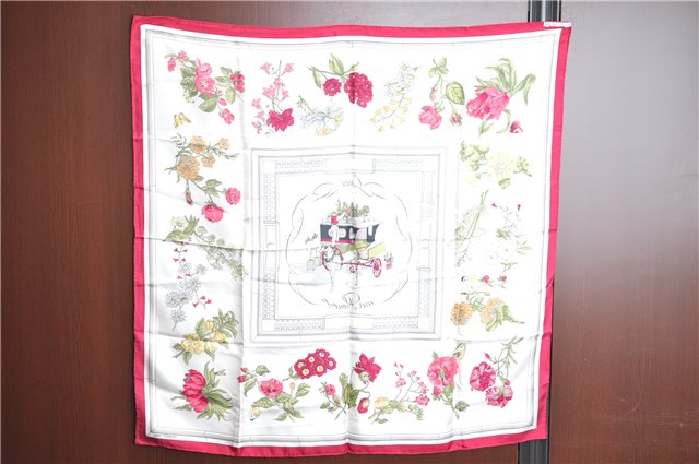 Authentic HERMES Carre 90 Scarf 