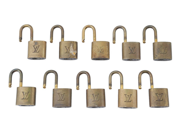 Authentic LOUIS VUITTON Padlock Gold 10Set LV G8294