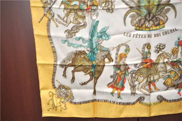 Authentic HERMES Carre 90 Scarf 