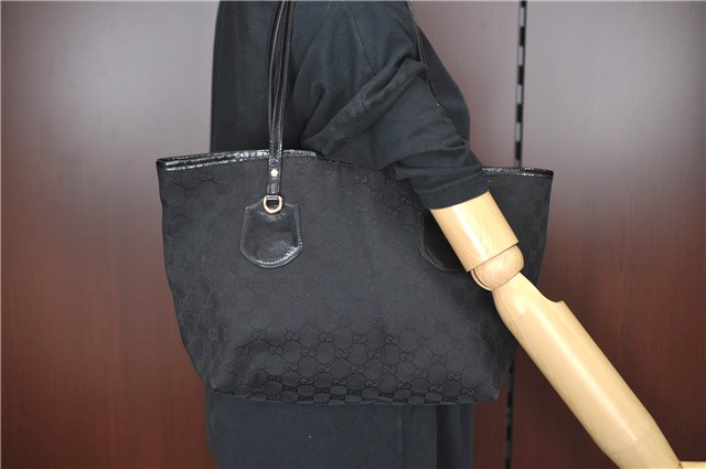 Authentic GUCCI Jolie Shoulder Tote Bag GG Canvas Enamel 211976 Black H2932