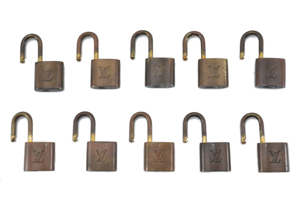 Authentic LOUIS VUITTON Padlock Gold 10Set LV H4245