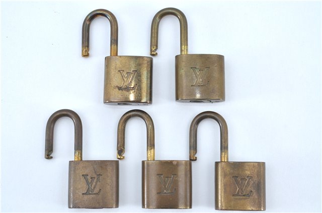 Authentic LOUIS VUITTON Padlock Gold 10Set LV H5374