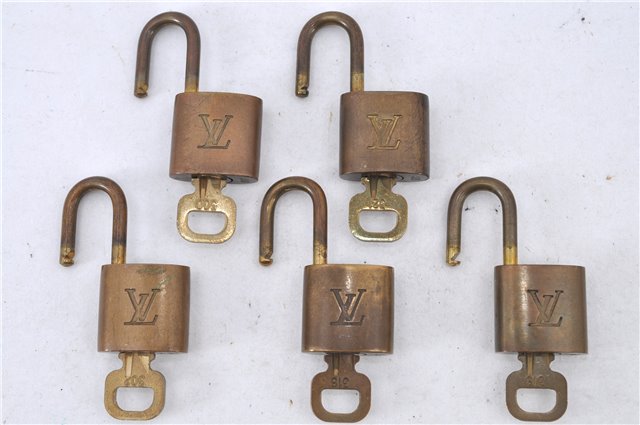 Authentic LOUIS VUITTON Padlock & Keys Gold 10Set LV H5383