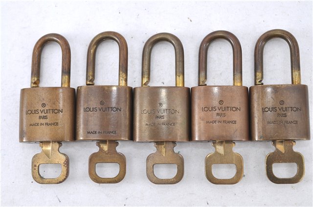 Authentic LOUIS VUITTON Padlock & Keys Gold 10Set LV H5383