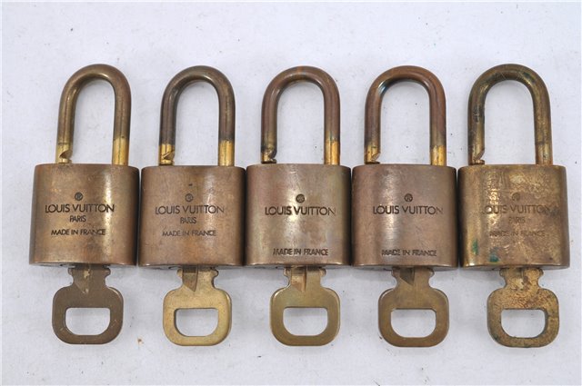 Authentic LOUIS VUITTON Padlock & Keys Gold 10Set LV H5383