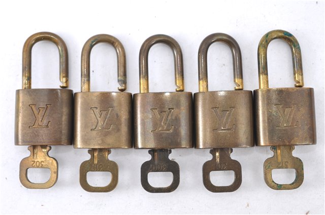 Authentic LOUIS VUITTON Padlock & Keys Gold 10Set LV H5384