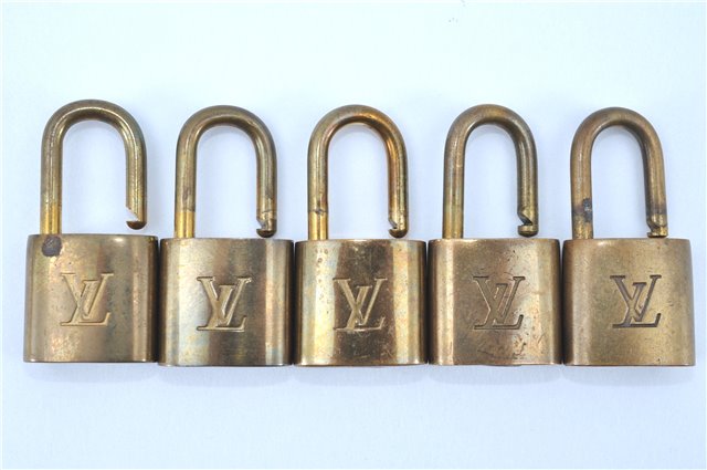 Authentic LOUIS VUITTON Padlock Gold 10Set LV H5388