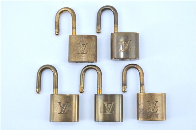 Authentic LOUIS VUITTON Padlock Gold 10Set LV H5388