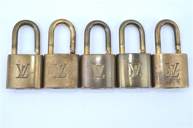 Authentic LOUIS VUITTON Padlock Gold 10Set LV H5388