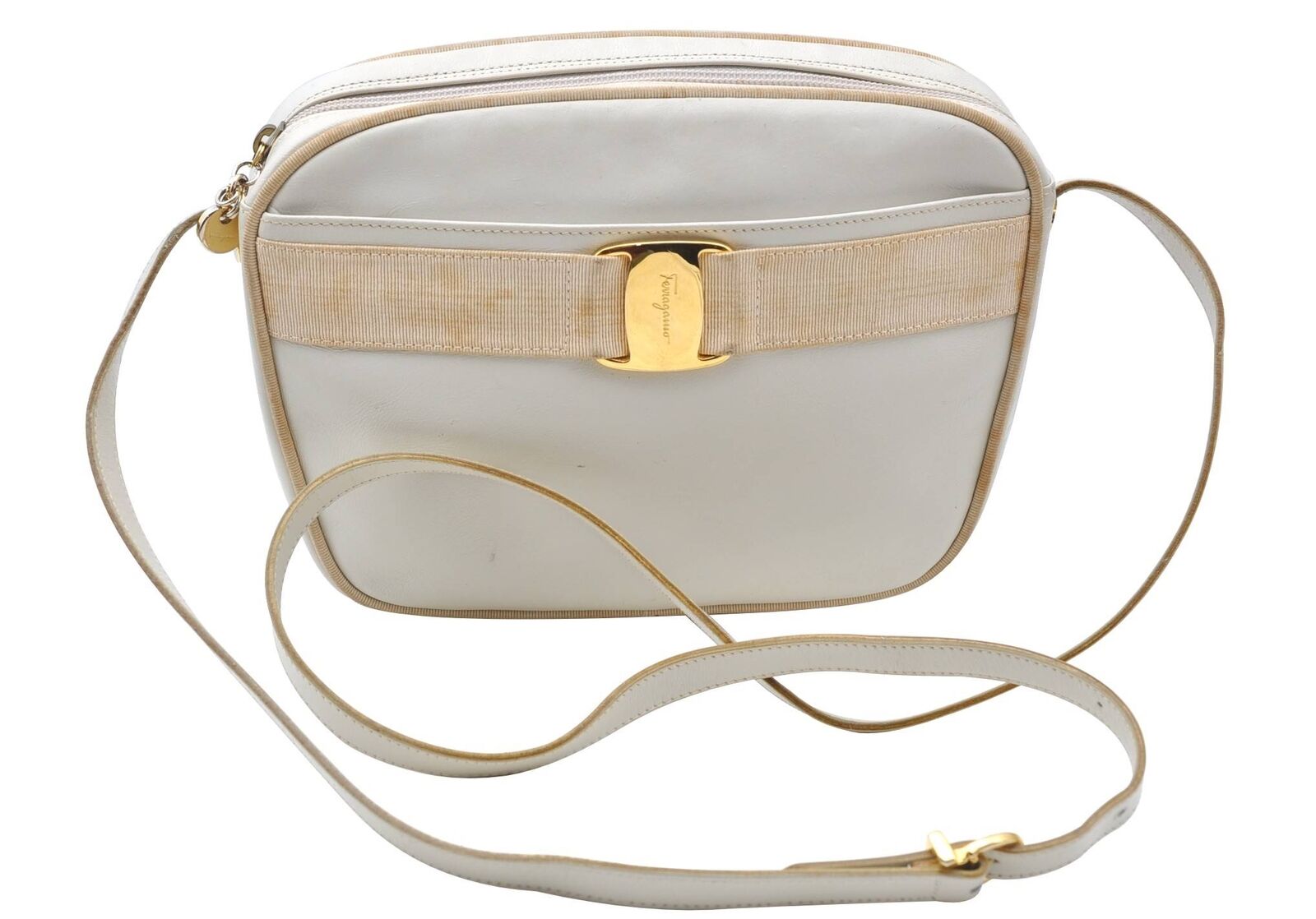Authentic Salvatore Ferragamo Vara Shoulder Cross Body Bag Leather White H6059
