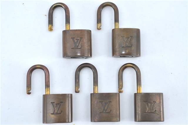 Authentic Louis Vuitton Padlock Gold 10Set LV H6154