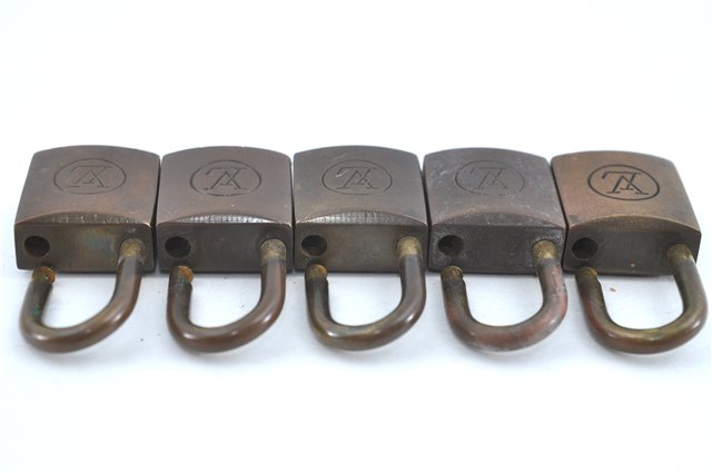 Authentic Louis Vuitton Padlock 10Set Old Model LV H6159